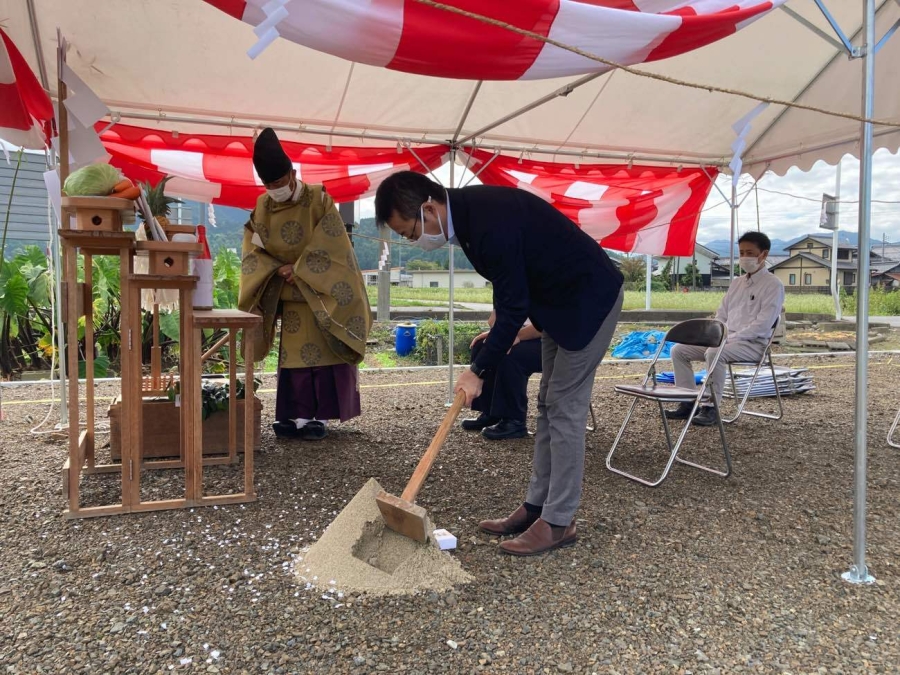 【地鎮祭を続けて執り行わせていただきました】-お知らせ